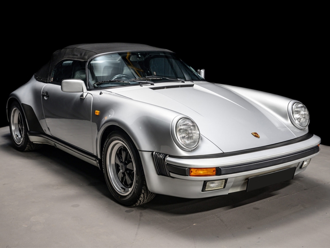 Porsche 911 Speedster RHD 3.2L Silver Metallic 1989