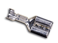 flat connector with retaining lug 111971959