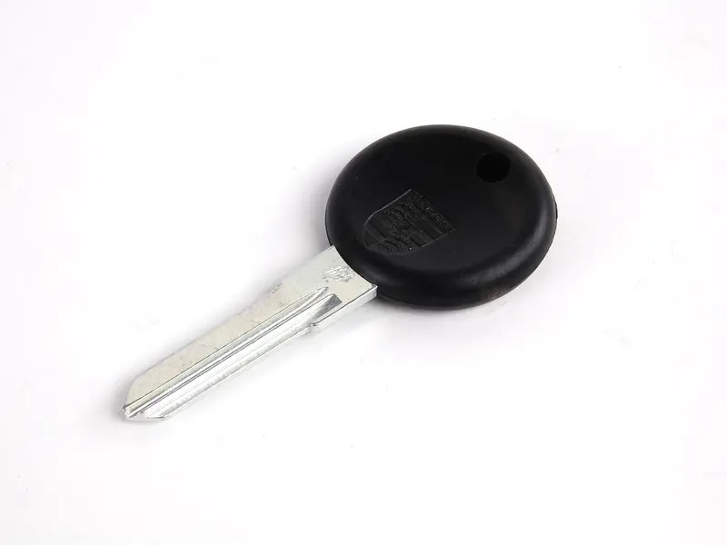 Blank key (uncut), This part number is no longer available 477837219