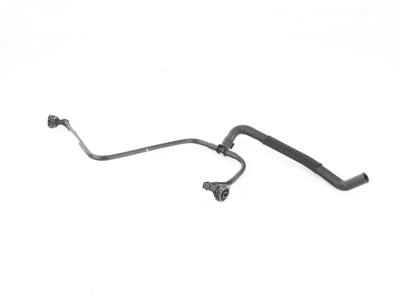 Breather line 95B121447A