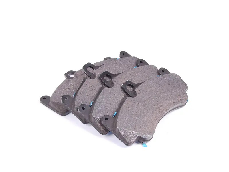 1 set of brake pads for disc brakes 99735194802