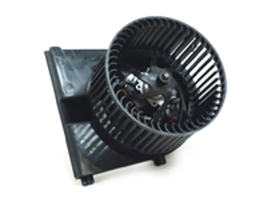 Heizungsgebläse. Porsche Boxster / Cayman / 996 / 997 Linkslenker - 99662410701, 99657290302, 847603082077, 1J1819021, 1J1819021A, 2311704, 301265, 365428, 395340, 446909, 4486, 4487, 5991028, 611650, 730036N, 741902N, 8EW009100301, 90254005334, 99657290300, 87022, 34066, PM9269, 75810, 009100304, 1J1 819 021 C, 1J1819021C, 3010069, 35291, 5214, 90254005500 - URO-012044, AB8000P, AI8378, BL030006, BM 9354C, F667325R, G99662410701, GA20335, TIY-40167, V15-03-1879-1