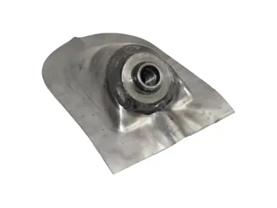 Halterung Vorderachsträger. Porsche 914 - 91450116410 - PP335C, P335C