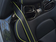 Driepuntsgordel vooraan. Porsche 918 Spyder 2015 >> - 95B857705C, 95B857705CHCP, 95B857705COR1, 95B857705COP2, 95B857705COA5, 95B857705COC7, 95B857705COB6, 95B857705C62S, 95B857705CM3C, 95B857705CM7U