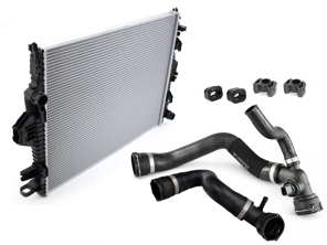 Radiator water with hoses, Centre. Porsche 958 Cayenne 3.0L Hybrid 2015-18 - 95810613210, 95810640120, 95810640221
