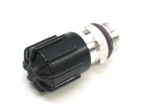 Valvola (piccola) della linea a bassa pressione dell'aria condizionata. Porsche 986/987 Boxster/987 Cayman/996/997 - 99657346500