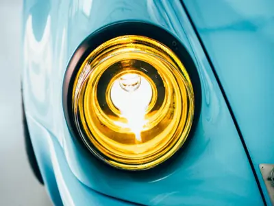 Set di fari a LED con riflettore giallo e lente trasparente LHD. Porsche 911 / 964 - 91163111302, 91163102400, 91163111300