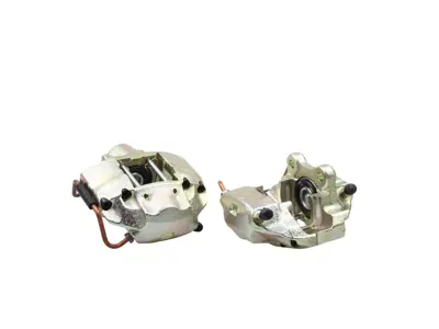 Jeu d'étriers de frein arrière. Porsche 911S / 911L 1967-68 - 90135296532, 90135296632 - BRK11.2.111