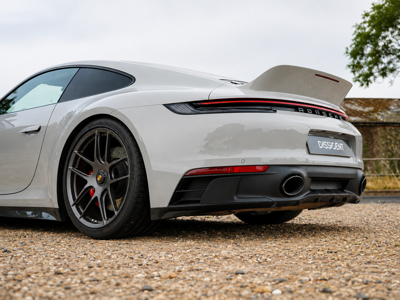 Diffusore posteriore in fibra di carbonio. Porsche 992.1 GTS / Opzione Sport Design - 992.1.26.10.VGC, 992.1.26.10.GB, 992.1.26.10.BC