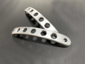 Speed Hole aluminium binnendeurgreep 6 7/8", paar. Porsche 911 - 90153106700 - InteriorHandle_6_7/8in_Speed_Black, InteriorHandle_6_7/8in_Speed_Silver