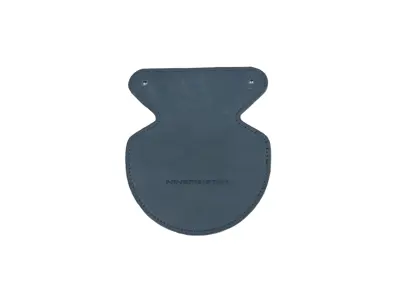 Sportello protettivo in pelle per bocchettone di rifornimento carburante. Porsche 964/993 - 96420127900 - 9M6420127900