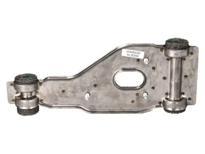 Support de support d'échappement. Porsche 997 3.6L / 3.8L 2004-08 - 99611123703, 99611123803, 99611123704, 99611123804