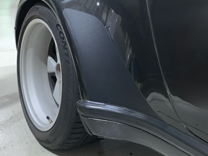 MagnaFin WrapFin 'Shark fin' style stone guards, Deep Black. Porsche 911 G-Series Wide Body / 930 turbo - 93055932200, 93055932100 - WF930 DB