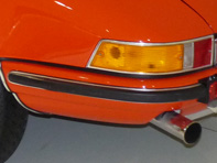 Rear bumper corner wide rubber and moulding. Porsche 911 1965 Onwards - 90150504650, 90150504651, 90150504652, 901.505.046.52, 901 505 046 52 90150504651, 901.505.046.51, 901 505 046 51, 901.505.046.50, 901.505.048.50, 901 505 048 50, 901 505 046 50, 90150504850