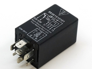 Relais für Frontwischer. Porsche 928 / 944 / 968 / 964 / 993 - 99361510101, 99361510100, 92861510101, 5WG003620097, 5WG003620091