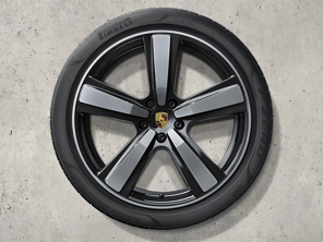 22' Cayenne  Exclusive Design  in black (high-gloss) alloy wheels and summer tyres Original Porsche - 9Y0044663R