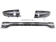 Luces traseras LED con panel de luz, oscurecidas. logotipo "PORSCHE" de color negro Porsche Macan II - 95B04490502, 95B945091N, 95B945092N, 95B945208FY, 95B853687A