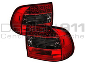 Indicatori di Direzione Posteriori ROSSO/FUMÈ con Lampadine a LED. Porsche Caienna 955 - 95563100030