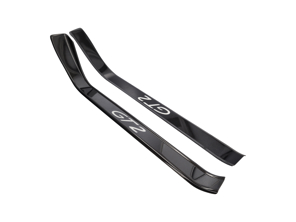 Listello battitacco con scritta "GT2", in fibra di carbonio. Porsche 996 GT2 2001-05 - 99655198492