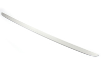 Zierleiste für Heckklappe unten in Platinsilbermetallic. Porsche 958 Cayenne 2014 - 95851295502M7T
