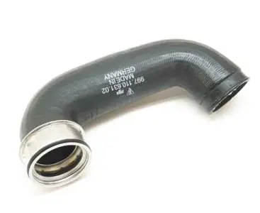 Ladeluftkühler-Druckschlauch. Porsche 997 Turbo - 99711063102, 99711063101
