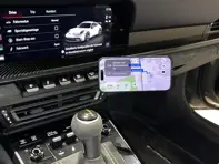 Smartphonehouder en oplader. Porsche 992
