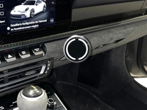 Support/chargeur pour smartphone, pour la boîte à gants. Porsche 992