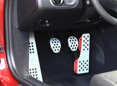 Rennline Aluminium 4-teiliges Pedalset Gummigriff. Porsche 991/981 - P71.60.101, P7160101
