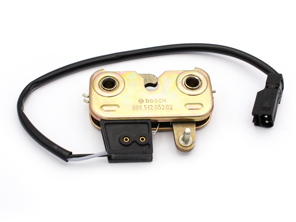 Rear lid lock, lower part. Porsche 986 Boxster - 98651205302, 98651205301