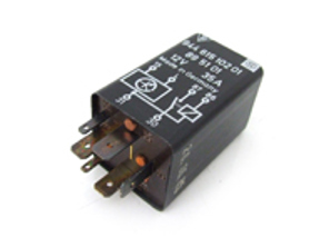 Relè riscaldamento cintura di sicurezza / lunotto. Porsche 944 85>> - 94461510201