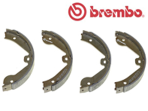 手刹蹄（4 件套）。保时捷 955 卡宴 - 95535292500 - S85536