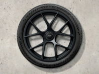 Llantas de aleación de 20"/21" 911 GT3 RS Magnesium (en negro) y neumáticos de verano Original Porsche - 992044680CL