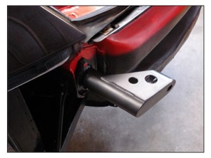 Rennline 螺丝固定式牵引钩接收器。保时捷 964 - E30