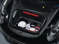 行李箱衬垫，前部。保时捷 991 Turbo