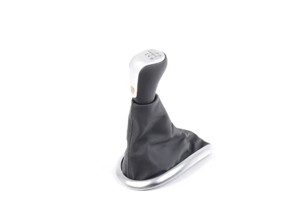 Gearshift Leather with Lower Alloy Ring & Crest. Porsche  996 / Boxster 986 - 996424981015vrj, 99642498115B50, 99642498115C50, 99642498100G10, 99642498115S30, 99642498115J30, 99642498115M30