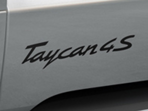 Designazione del modello sulle porte. PorscheTaycan 4S - 9J104480001, 9J104480001041, 9J10448000184A, 9J104480001V04, 9J10448000124K