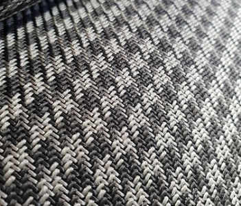 Schwarzes Silber