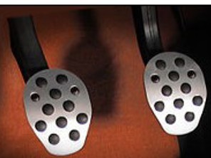 Rennline Aluminium Clutch/brake pedal 2 piece. Rubber Grip. UNIVERSAL - P60