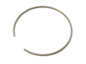 Anillo de resorte para el cuello del filtro del tanque de aceite. Porsche 911 65-71 / 914-6 - 90110728100