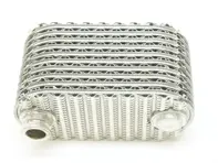 Radiador de aceite del motor en la carcasa del filtro de aceite. Porsche 924S / 944 - 94410716501