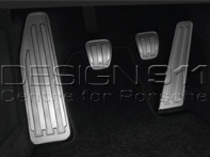 Pedals and footrest in aluminium MANUAL. Porsche 991 / 981 Boxster / 981 Cayman / 718 Boxster - 99104470002