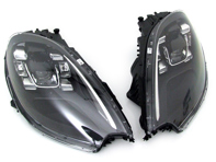 Schwarze LED-Scheinwerfer. Porsche Macan LHD Autos - 95B04490090