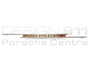 Insigne de tableau de bord 'PORSCHE'. Porsche 356