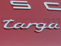 Stemma per cofano posteriore 'TARGA' CROMATO. Porsche 991 targa - 99155930900