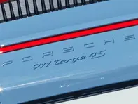 'PORSCHE 911 TARGA 4S' Heckplakette für Porsche 991.2 - 99104480384G2X