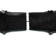 Kühler für Wasserkühlflüssigkeit. Porsche 996 Turbo / 996 C4S / 997 Turbo (Teile-Nr. 99610613174 / 99610613272) - 99610613174, 50548, 50549, 99610613172, 99610613272, 8MK 376 765-131, 8MK 376 765-141, 99610613270 - CR1396000P, CR1397000P