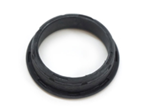 Bague d'étanchéité du thermostat à la pompe à eau. Porsche 924S / 944 - 95110615500, 232.900