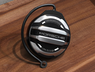 Tapón de depósito de diseño exclusivo. Porsche 718 Boxster / 718 Cayman / 992 / 971 Panamera / Cayena / Macan - 971044251, 971044261