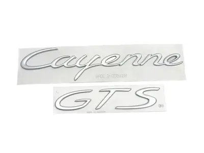 CAYENNE GTS - Heckabzeichen - 955.559.039.00.4W9, 955.559.040.00.4W9, 955559039004W9, 955559040004W9