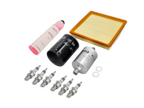 Kit di manutenzione motore - Filtri aria/carburante/olio, candele e altro - per Porsche 911 3.2L Carrera 1984-1989 - 93010776401, 93010776403, 92811025304, 92811025307, 93011039300, 99917015790, 90012311830, 91110095602, 00004400204